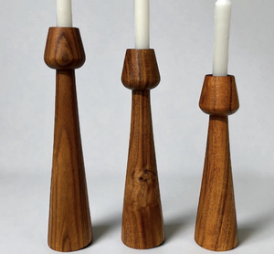 Porte-bougie rustique en bois, idéal pour les coins douillets de la maison, offrant une lumière chaleureuse et apaisante pendant les soirées. - Product Image 5