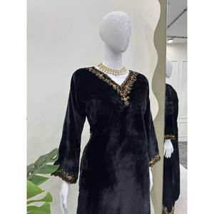 Ensemble haut-bas et dupatta en velours fait main RTC, imprimé floral, pour soirée, avec broderies de fils et de sequins, taille XL - Product Image 2