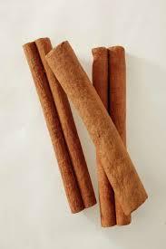 High Grade Cassia Cinnamon Sticks with strong fragrance and low moisture perfect for wholesale buyers and private <b>label</b> - Product Image 2