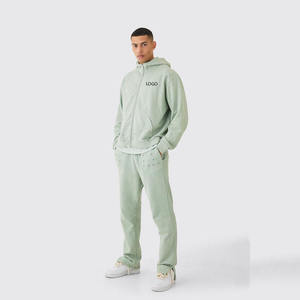 Ensemble de survêtement homme vert sauge uni, effet vieilli, avec logo personnalisé, sweat à capuche zippé et pantalon de jogging assorti, style streetwear, 100% coton, OEM ODM - Product Image 1