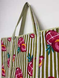Bolso Tote de Algodón Acolchado Hecho a Mano, con Bordado de Granada a Rayas Verdes, Bolso de Hombro Bohemio, Bolso de Mano de Tela Acolchada de Algodón Verde - Product Image 5