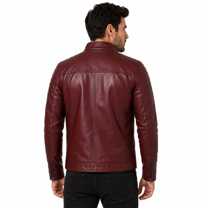 Veste en cuir pour homme avec matière résistante, surface lisse, poches sécurisées et doublure chaude, idéale pour les journées fraîches, look décontracté. - Product Image 3