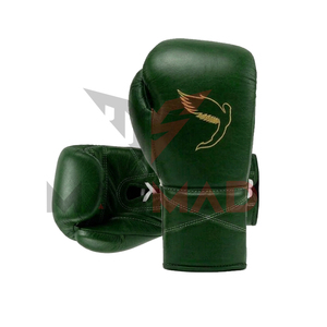 Ensemble de gants de boxe Superlace X MMA Fly, nouvelle conception, fabriqués en usine, en cuir véritable, durables et respirants, avec protège-tête et protège-guêtres. - Product Image 3