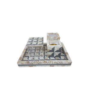 Ensemble de brûleur à encens arabe avec plateau incrusté de nacre et boîte de rangement en os assortie, fabriqué en résine, parfait pour un usage domestique - Product Image 1
