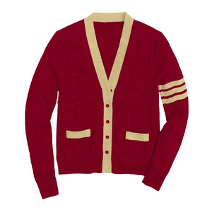 Suéter de invierno con bordado - Product Image 1