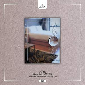 Elegante Espejo de Pared con Diseño de Cristal sin Marco y Sofisticado Motivo Floral Grabado, Estilo Art Deco - Product Image 3