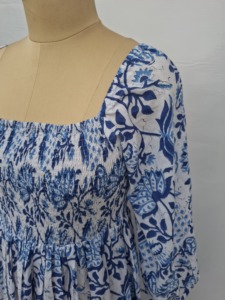 Vestido Midi Azul Gótico Vintage con Encaje y Estampado Floral, 100% Algodón, Mangas Abullonadas, Sin Cuello, Fruncido, Corte en A, Casual, Verano, Diario, Oficina - Product Image 5