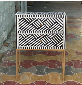 Mesita de noche con incrustaciones de hueso con diseño de estrellas, disponible a precios de mayorista en cada palabra clave, con un estilo clásico marroquí. - Product Image 4