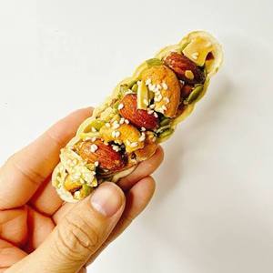 Snacks de Frutos Secos Mixtos: Almendras Horneadas, Semillas de Calabaza, Nueces de Anacardo, Textura Salada y Dura, Nutritivos, Bajos en Grasa, Sin Gluten, Sin Azúcar - Product Image 2