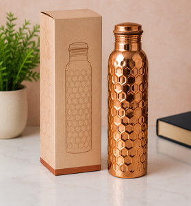 Carafe en cuivre martelé et nid d'abeille Heritage Matrix – Design minimaliste, matériau en cuivre pur, couvercle anti-fuite - Product Image 4