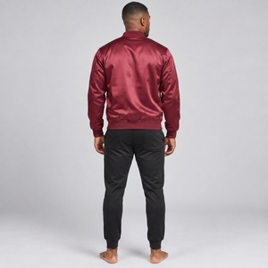 Chaqueta de satén para hombre con tela suave, diseño elegante, ajuste cómodo, costuras duraderas y acabado premium para uso casual. - Product Image 3