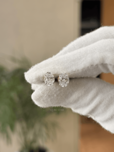 Atemporales Pendientes de Diamante Solitario Ovalado de 1.489 ct, Oro Real de 18 Quilates, Engaste de Cuatro Puntas, Joyería Fina Minimalista de Lujo para Mujer - Product Image 2