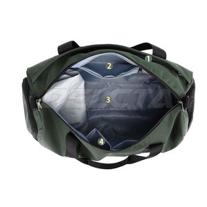 Sacs de sport sur mesure de style unique en stock, sacs de sport imperméables, sacs de sport de couleur unie - Product Image 4