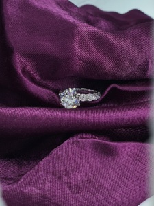 แหวนเพชรครบรอบสำหรับผู้หญิง ทองคำขาว 14K หรูหรา เพชรทรงกลม 2 กะรัต เพชรเพาะเลี้ยงในห้องปฏิบัติการ รับรองโดย IGI - Product Image 4