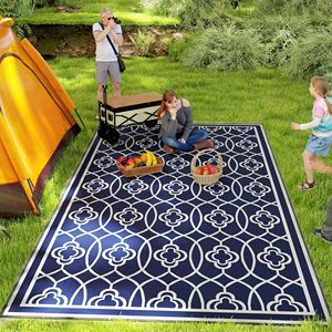 Tappeto da Esterno Reversibile con Motivo Lanterne Blu e Bianche 9FT X 18FT in Paglia Plastica Impermeabile con Borsa per il Trasporto - Product Image 2