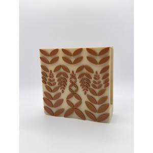 Boîte à mouchoirs en plastique moderne avec motif de feuilles, support décoratif autoportant - Product Image 1