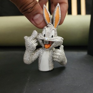 Colgante de Conejo con Moissanita Helada - Plata de Ley, Chapado en Oro de 18K y Rodio, Joyería de Lujo Estilo Hip Hop Bling, Engaste de Garra GCI IDGL - Product Image 4