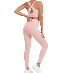 Ensemble de yoga haut de gamme : soutien-gorge de sport respirant et leggings pour femme – Tenue de fitness et d'entraînement - Product Image 3