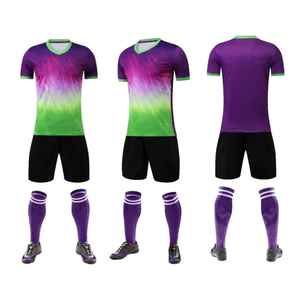 Vêtements de sport d'extérieur pour jeunes, sublimation personnalisée, couleurs, style, tissu et logo sur mesure, ensemble deux pièces (maillot et short) pour le football. - Product Image 1