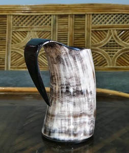 Corne à boire viking moderne faite à la main en corne de buffle naturelle avec bordure en laiton, écologique et durable, pour le Nouvel An et la remise des diplômes par F S I - Product Image 3