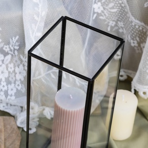 Porte-bougie en verre trempé avec cadre en métal noir mat, dernier cri, très vendu, pour les décorations d'événements et de mariages - Product Image 3