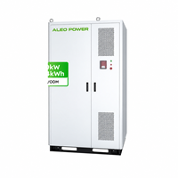 Armoire de stockage d'énergie au lithium-ion à refroidissement liquide pour extérieur, 100 kW, 200 kWh |   Solution OEM d'usine hors réseau ignifuge certifiée IP54