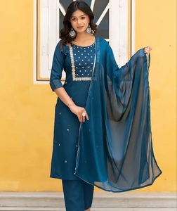 Conjunto indio-pakistaní azul de rayón bordado con kurta, pantalón y dupatta, hecho con materiales reciclados, para todas las estaciones, ropa informal para mujer. - Product Image 1