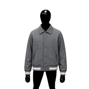 Chaqueta Letterman Gris Premium para Hombre, Cuello Camisero, Corte Regular, Color Sólido, Estilo Casual para Otoño, Chaqueta Universitaria Moderna MINIMA - Product Image 1