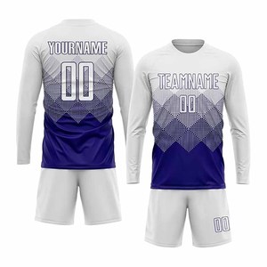 Uniforme de fútbol personalizado con nombre del equipo, jersey de manga larga y pantalones cortos con sublimación impresa - Product Image 6