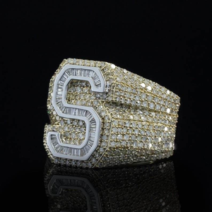 Bague de déclaration pour homme en or avec initiale S, sertie de diamants de laboratoire, style luxe pavé de diamants, bijoux hip-hop - Product Image 3