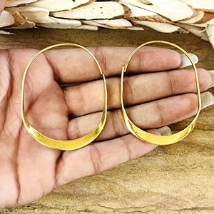 Pendientes de Aro Ovalados Minimalistas Favoritos del Mercado, Estilo Boho, de Latón, Colgantes, para Mujer, Chapados en Oro de 18k, Geométricos, de Aro Cónico, Venta al por Mayor, OEM, ODM - Product Image 5