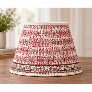 Pantalla de Lámpara Roja de Lino y Algodón Botánico |   Pantalla de Tela Plegada Decorativa para una Decoración Elegante del Hogar - Product Image 1