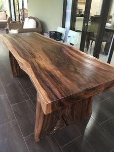 Mesa de Comedor Rectangular de Madera Maciza con Borde Natural, Hecha a Mano, Ecológica, Estable, con Patas de Metal, Diseño Moderno, Multiusos, para Hogar, Oficina, Villa - Product Image 4