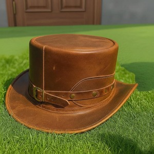 Diseña tu propio sombrero de cuero marrón hecho a mano, unisex, estilo Steampunk, tipo vaquero, con conchos plateados. - Product Image 2