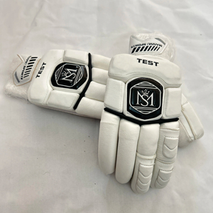 Gants de frappeur édition joueur par Mannu Sports, gants de gardien de but de qualité supérieure, toutes tailles pour hommes, femmes et jeunes. - Product Image 4