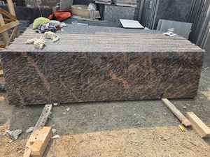 Plans de travail en granit Tiger Skin 240x63 - Product Image 4