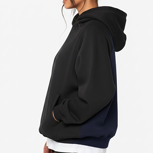 Sweat-shirt à capuche oversize pour femme, 100% coton molletonné, épaules tombantes, coupe courte, logo imprimé sur le devant, style automne et vente en ligne - Product Image 6