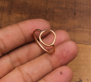 Anillo Abierto Minimalista de Plata de Ley al por Mayor con Acabado en Oro Rosa, Joyería Clásica Unisex Hecha a Mano - OEM/ODM Personalizado - Product Image 2
