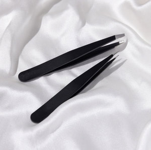Wholesale Luxury Titanium Plasma Gold Eyebrow Grooming Kit 2-Piece Precision Stainless Steel Tweezer and <b>Trimmer</b> Set - Product Image 5