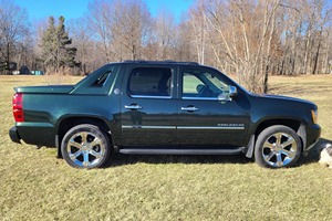 Chevrolet Avalanche LTZ Black Diamond 4x4 de 2013 - Product Image 3