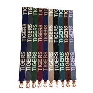 Correa para bolso con cuentas TIGERS - Colores LSU, Mizzou, Auburn, Clemson |   Cadena de Espíritu Universitario al por Mayor |   Accesorio Personalizado para Equipos OEM - Product Image 3