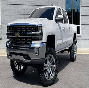 ENVÍO INMEDIATO Camioneta Chevrolet Silverado 1500 2017, Tracción en las Cuatro Ruedas, Motor 5.3L Ecotec3 V8, Automática, Doble Cabina - Product Image 2