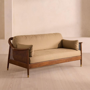 Sofá de teca y ratán de mediados de siglo con reposabrazos curvos - Product Image 1