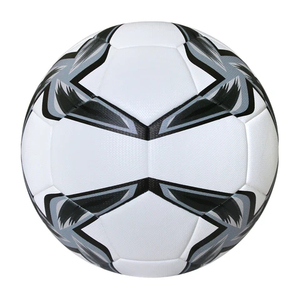 Ballon de football polyvalent et léger, cousu à la machine, respectueux de l'environnement, en cuir PU thermocollé, pour l'entraînement technique et le jeu d'équipe, offrant une performance constante - Product Image 4