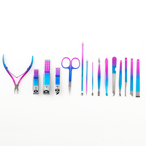Juego de Cortaúñas Profesional 4 en 1 de Alta Calidad, Ligero, Reutilizable, de Acero Inoxidable, Kit de Manicura y Pedicura con Estuche de PU - Product Image 1