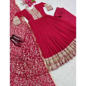 Vestido de Novia Modesto de Diseñador con Bordado, Incluye Pantalón y Dupatta - Product Image 5