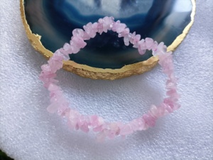 Natural Rose Quartz Chips <b>Bracelet</b> Crystal Stone Beaded Stretch <b>Bracelet</b> <b>Healing</b> Gemstone Jewelry for Men Women - Product Image 2