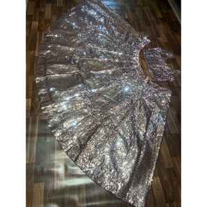 Magnifique Lehenga Choli avec des broderies lourdes pour les occasions spéciales - Product Image 4