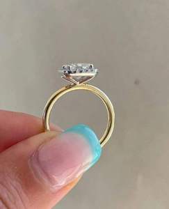 Bague de fiançailles de luxe en or 14K 18K avec diamant de laboratoire taille princesse et halo carré, bijoux de mariage - Product Image 2