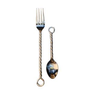 Juego de Cubiertos de Acero Inoxidable con Mango de Cuerda Trenzada Simple, Juego de 3 Piezas Duraderas con Acabado Pulido Espejo, Diseño con Extremo de Bucle - Product Image 1